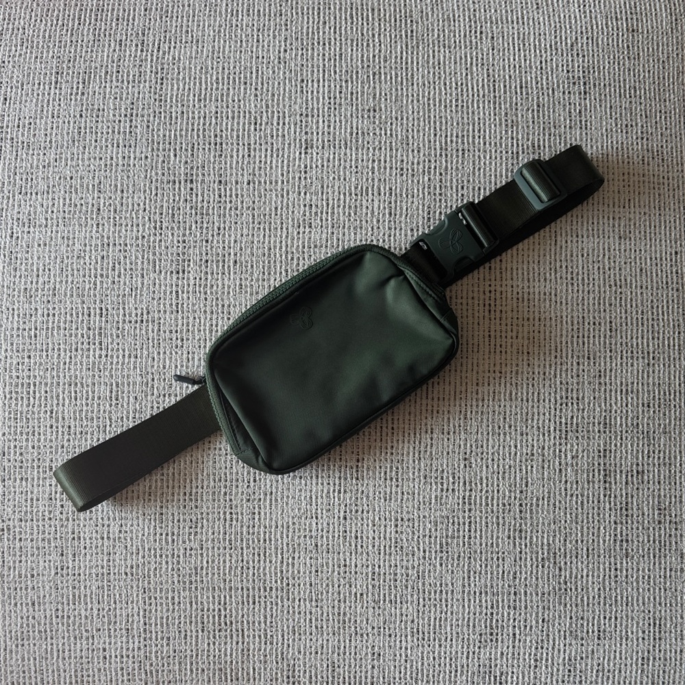 Stylish Green Belt Bag